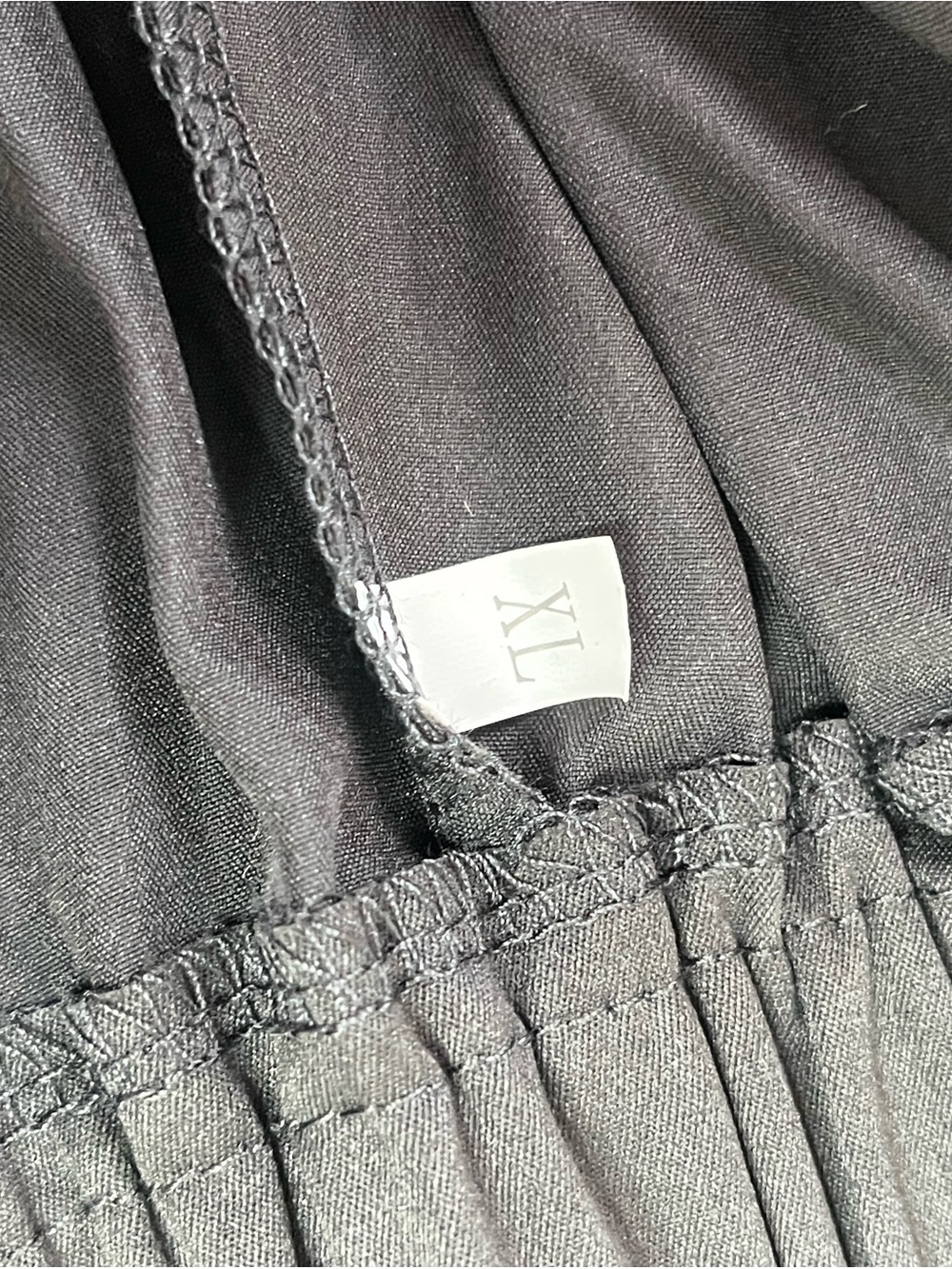 High-Rise Black Wide-Leg Cargo Pants - Picture 5 of 10